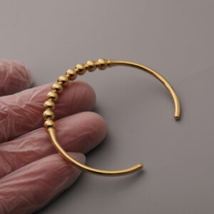 Gold bead bracelet