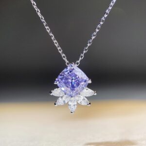 Crushed Ice Cutting Fishwire Necklace
