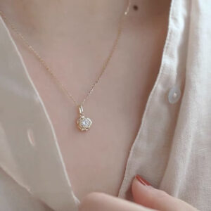 9K Solitaire Rose Necklace