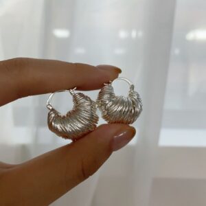 Twisted Texture Huggie - Image 4