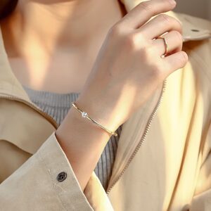 Solitary CZ Bangle