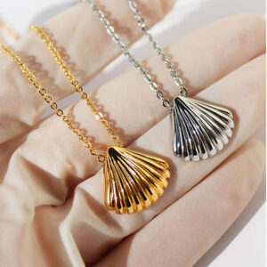 Metal Shell Necklace