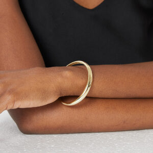 Gold smooth open bracelet