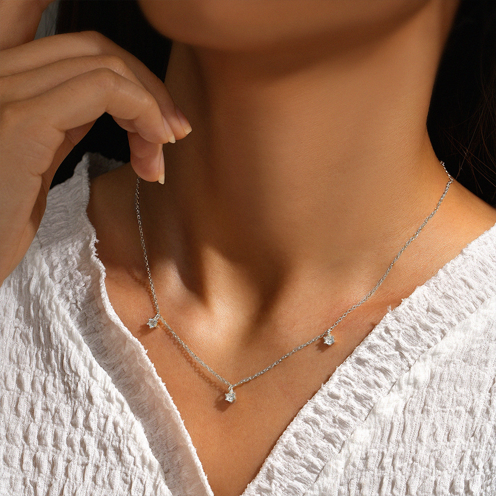 Tri-Solitaire Necklace