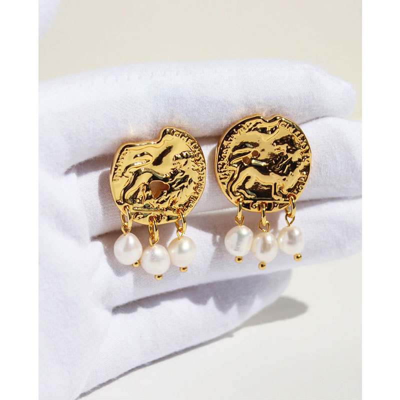 Lion Pearl Earrings